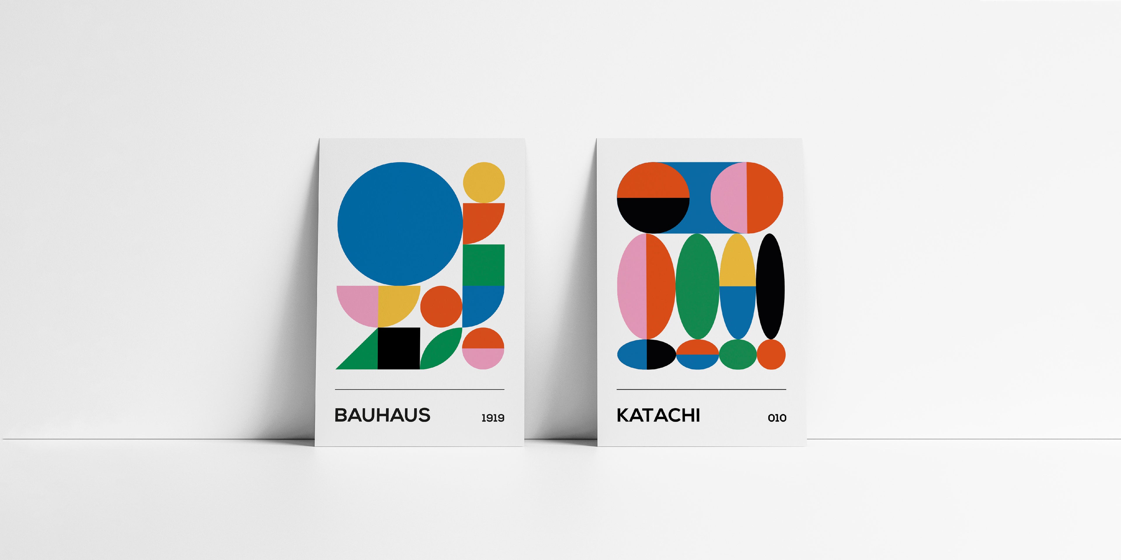 Deux affichess de la collection bauvista inspirée du mouvement bauhaus